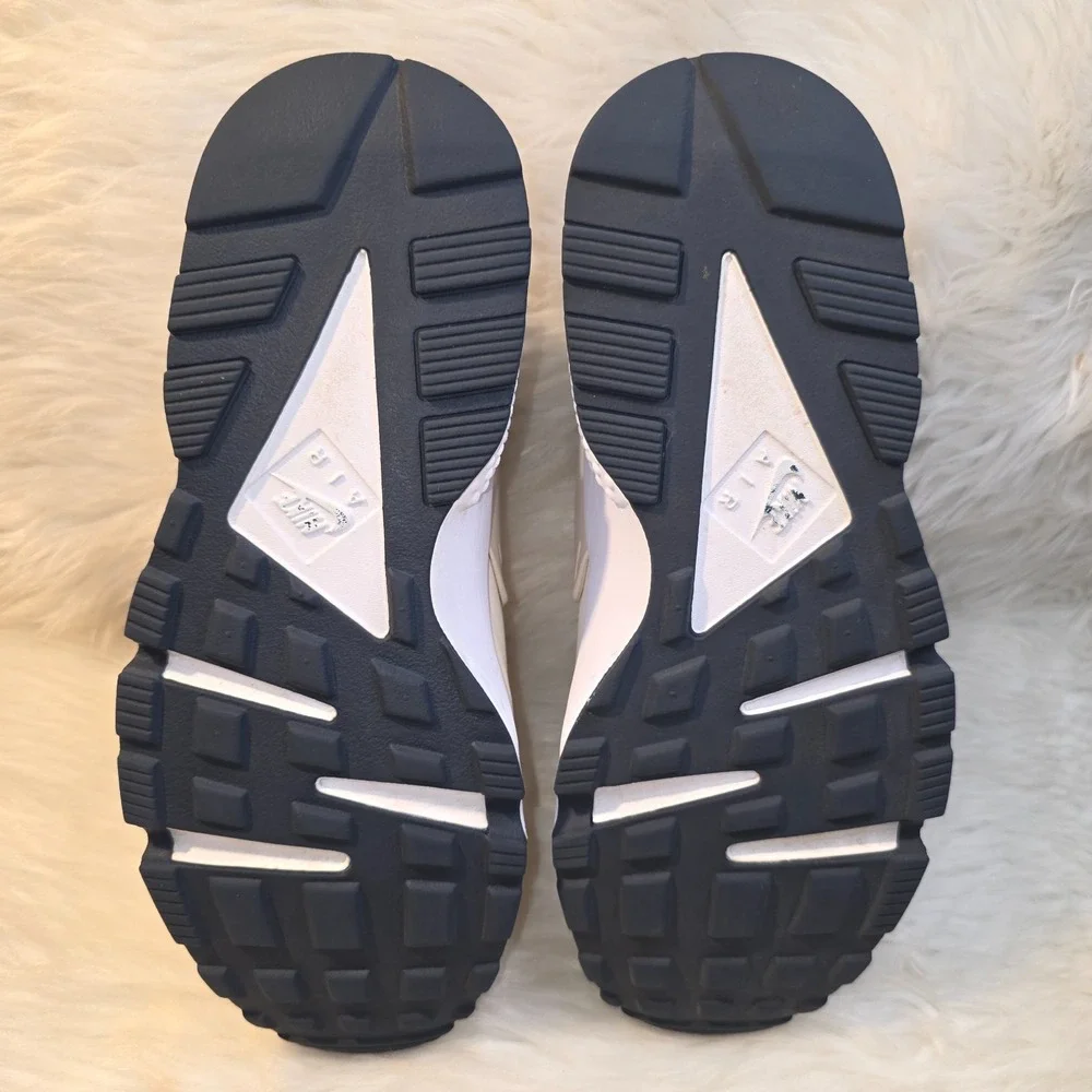 Size 9.5 - Nike Air Huarache Run Orewood Brown W - Picture 7 of 8